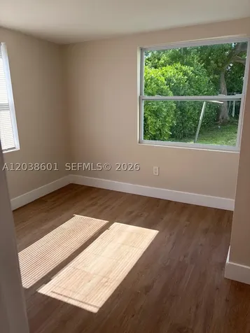 2154 NW 50th Street Miami FL 33142