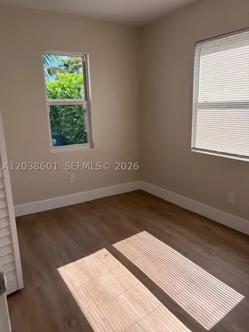 2154 NW 50th Street Miami FL 33142