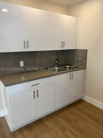 2154 NW 50th Street Miami FL 33142