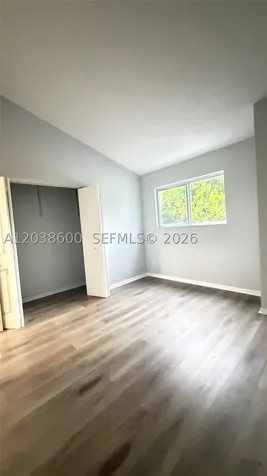 3433 NW 44th Street Oakland Park FL 33309