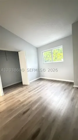3433 NW 44th Street Oakland Park FL 33309