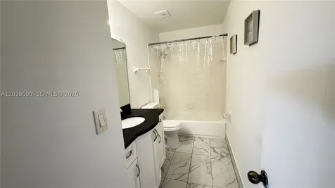 3433 NW 44th Street Oakland Park FL 33309