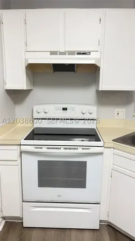 3433 NW 44th Street Oakland Park FL 33309