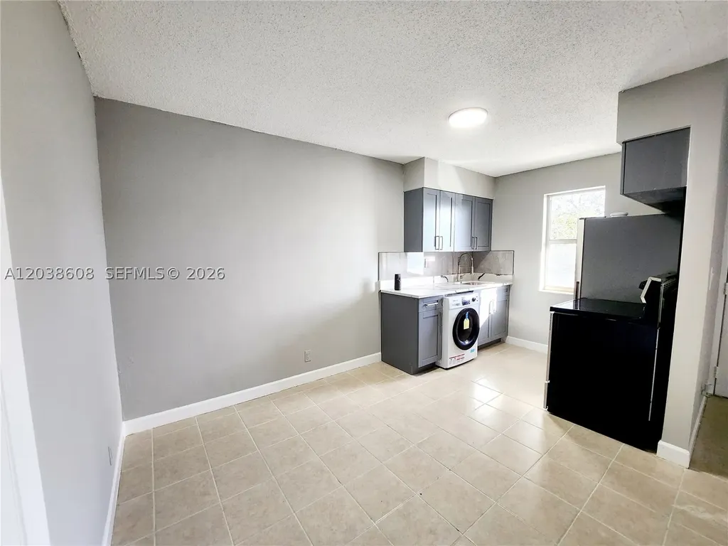 191 SW 15th Street Pompano Beach FL 33060