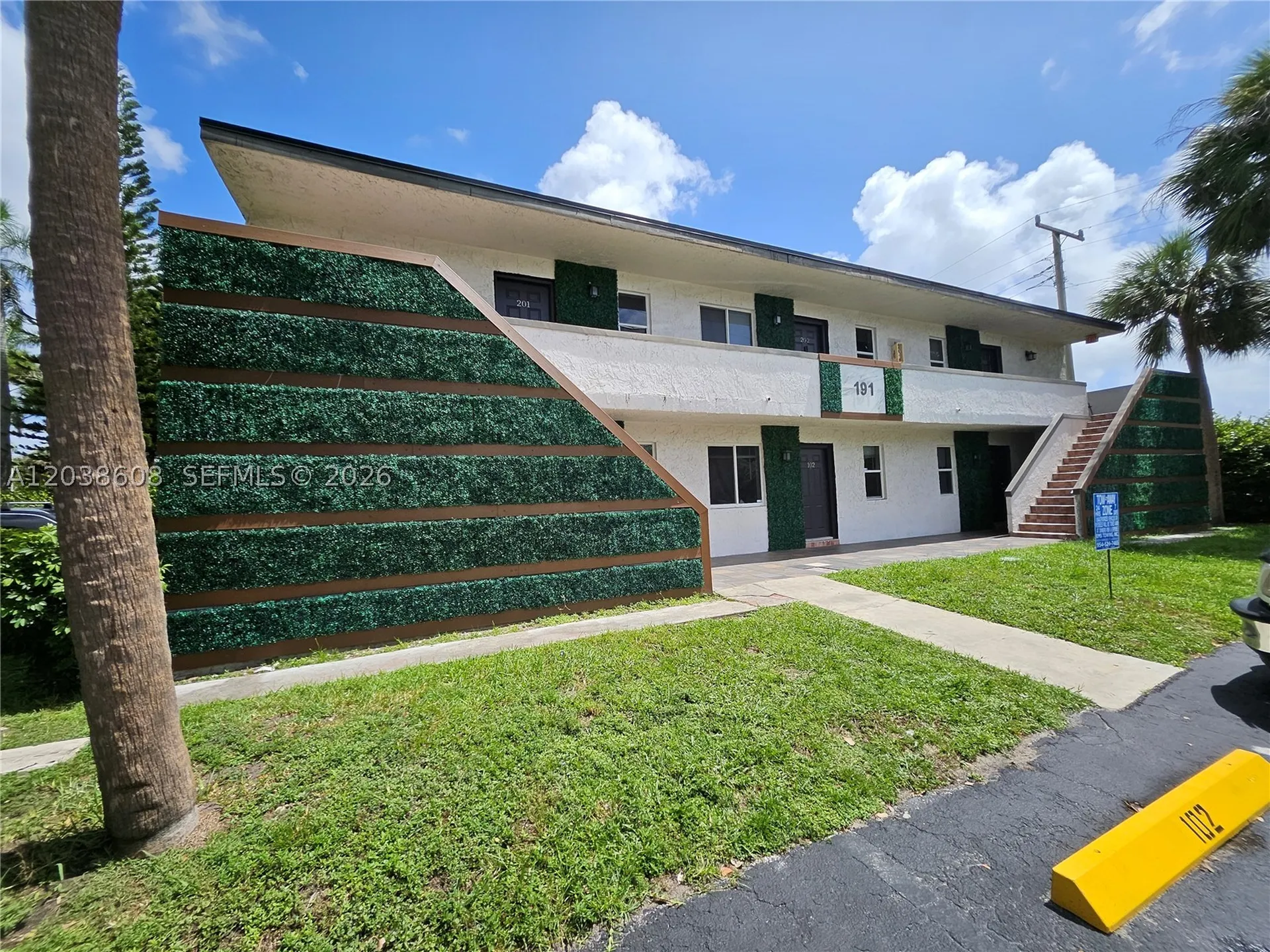 191 SW 15th Street Pompano Beach FL 33060