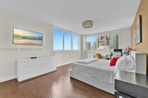 244 Biscayne Boulevard Miami FL 33132