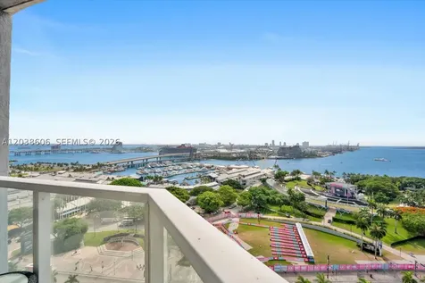 244 Biscayne Boulevard Miami FL 33132