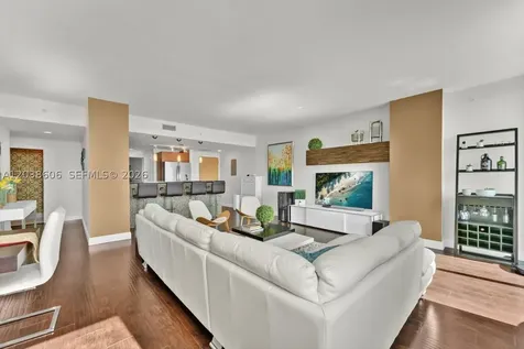 244 Biscayne Boulevard Miami FL 33132