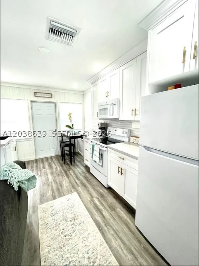 1218 N 24th Avenue Hollywood FL 33020