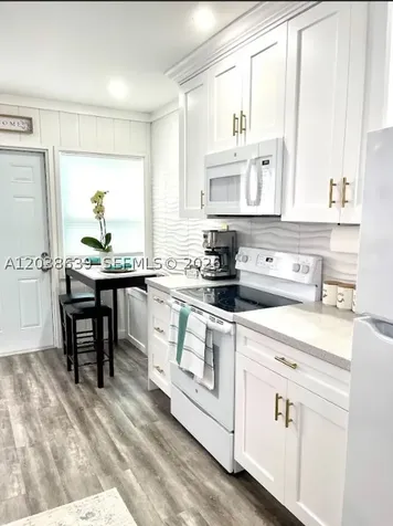 1218 N 24th Avenue Hollywood FL 33020
