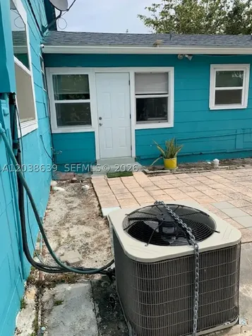 1218 N 24th Avenue Hollywood FL 33020