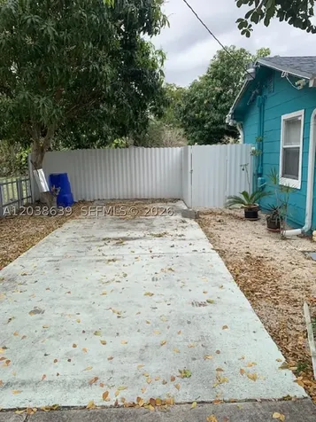 1218 N 24th Avenue Hollywood FL 33020
