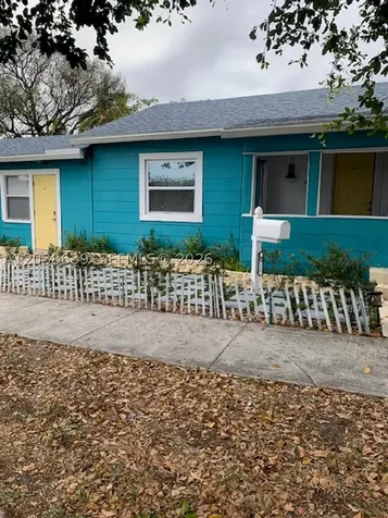 1218 N 24th Avenue Hollywood FL 33020