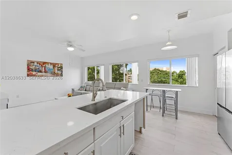 7715 Yardley Drive Tamarac FL 33321