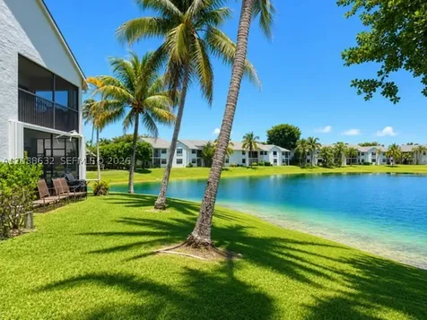 1044 S Independence Drive Homestead FL 33034