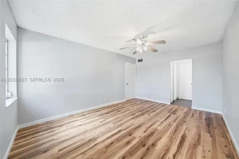 860 SE 6 Avenue Deerfield Beach FL 33441