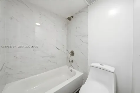 860 SE 6 Avenue Deerfield Beach FL 33441