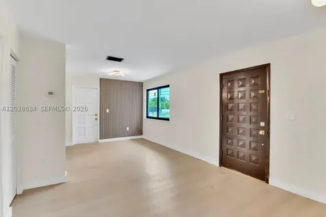 910 SW 9th Street Miami FL 33130