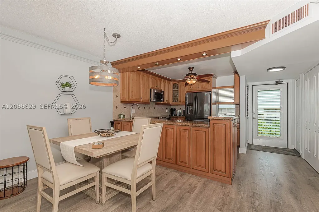 4800 Hillcrest Lane Hollywood FL 33021
