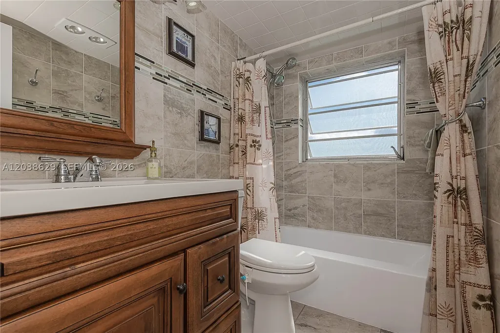 4800 Hillcrest Lane Hollywood FL 33021