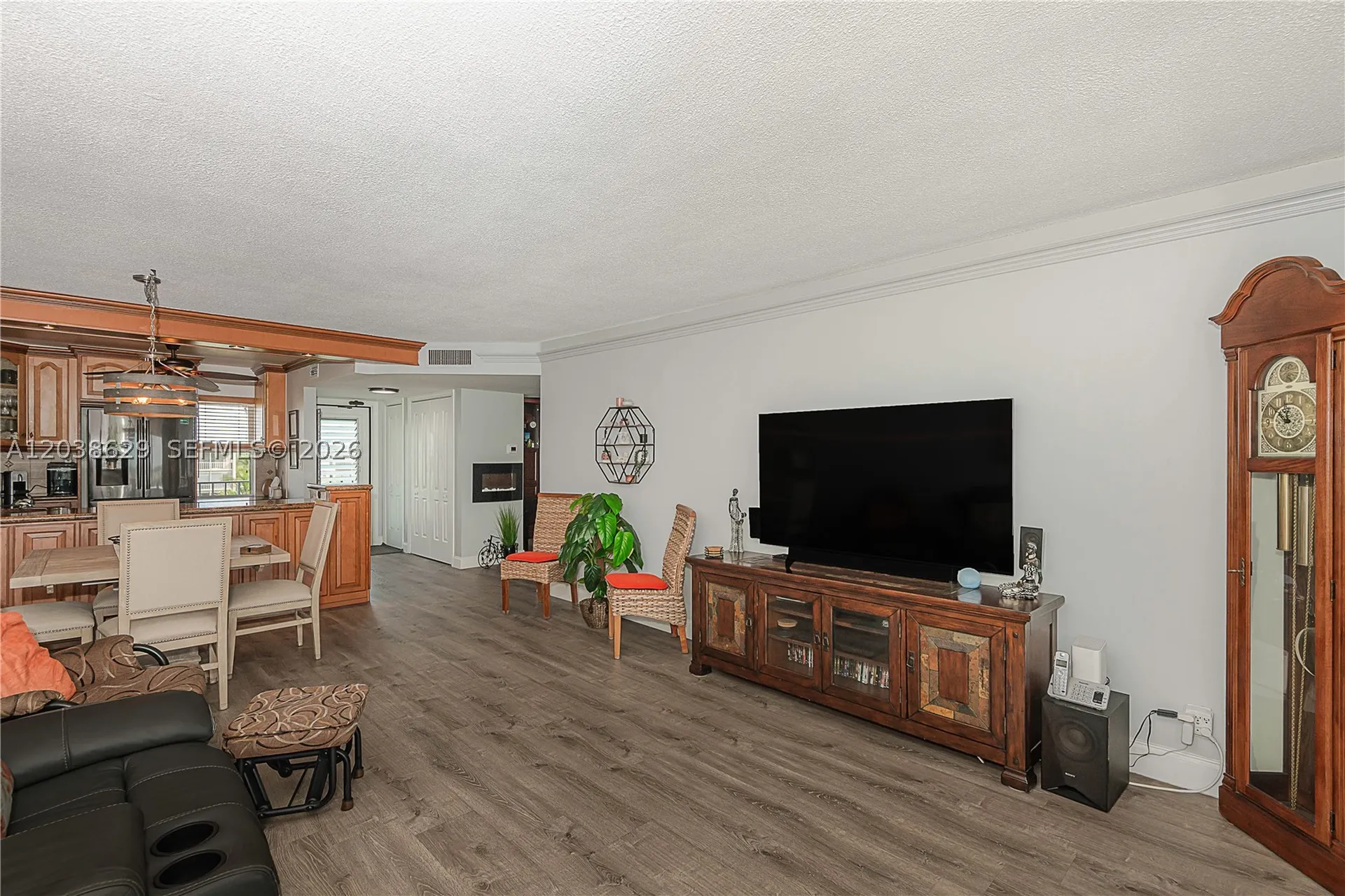 4800 Hillcrest Lane Hollywood FL 33021