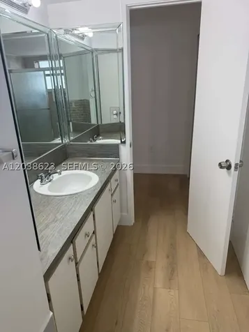 1750 NE 191st Street Miami FL 33179