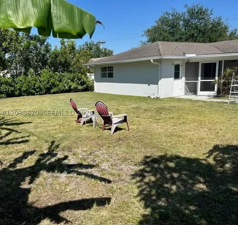 4020 Country Club Cape Coral FL 33904