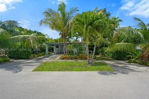 761 NE 82nd Terrace Miami FL 33138
