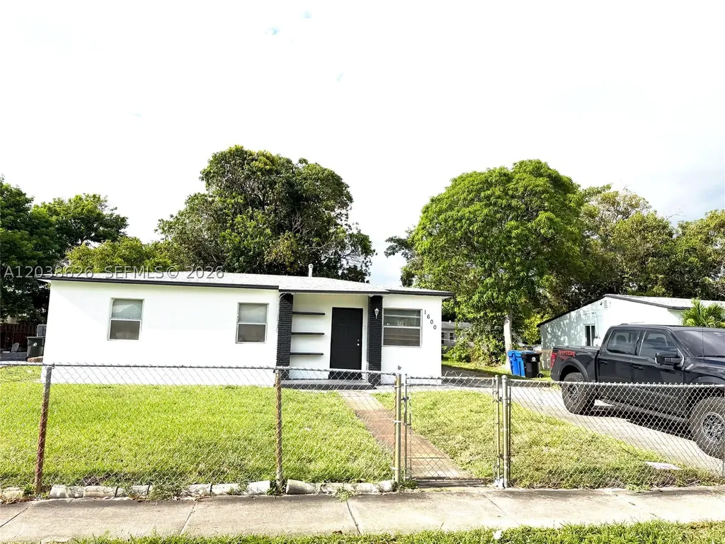 1600 NW 13th Court Fort Lauderdale FL 33311