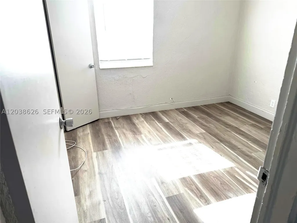 1600 NW 13th Court Fort Lauderdale FL 33311