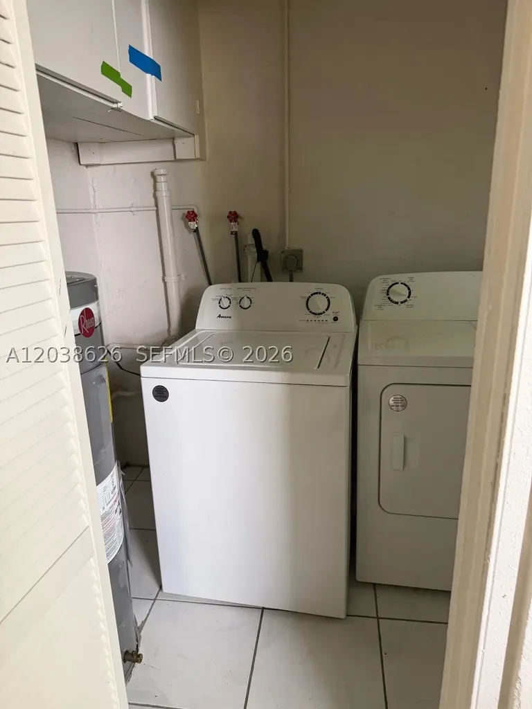 1600 NW 13th Court Fort Lauderdale FL 33311