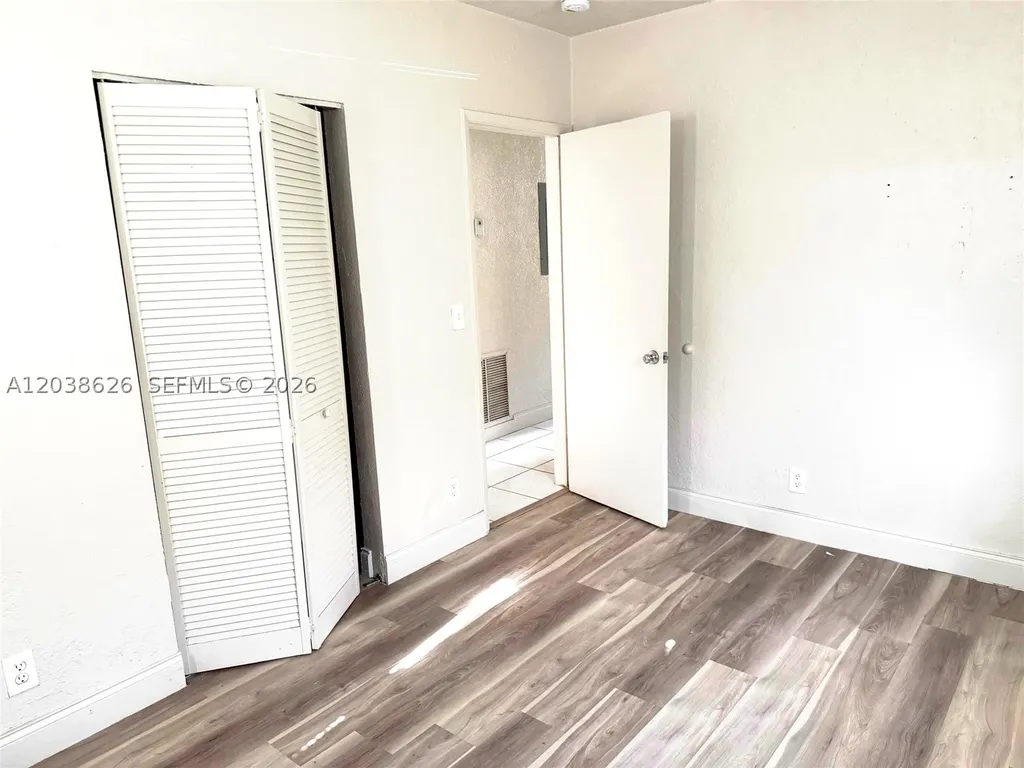 1600 NW 13th Court Fort Lauderdale FL 33311