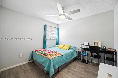 2770 W 60th Place Hialeah FL 33016