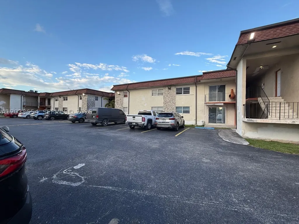 1275 W 35th Street Hialeah FL 33012