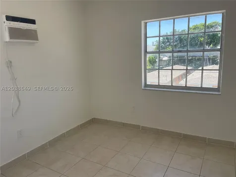 1043 NW 2nd Street Miami FL 33128