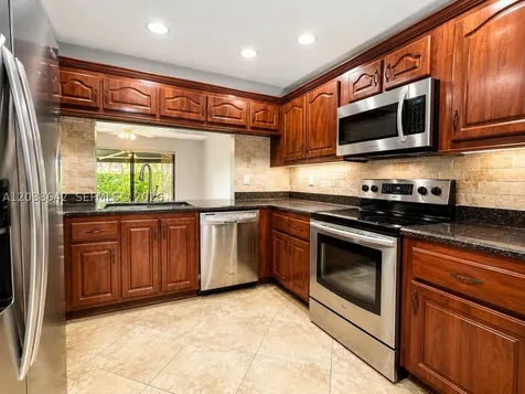 5476 Gate Lake Road Tamarac FL 33319