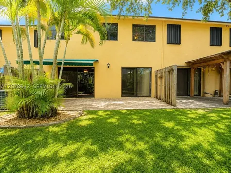 5476 Gate Lake Road Tamarac FL 33319