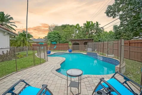 850 NE 182nd Terrace North Miami Beach FL 33162