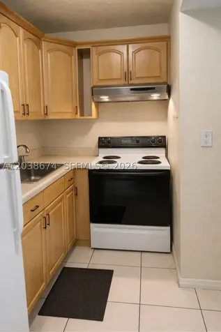 1090 NE 129th Street North Miami FL 33161