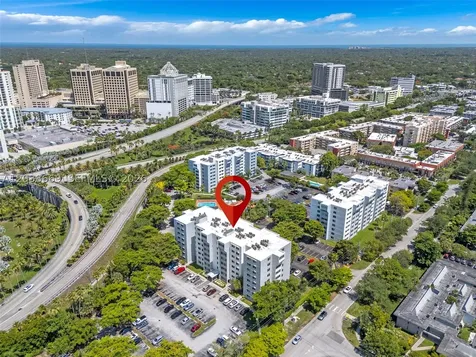 9001 SW 77th Avenue Miami FL 33156
