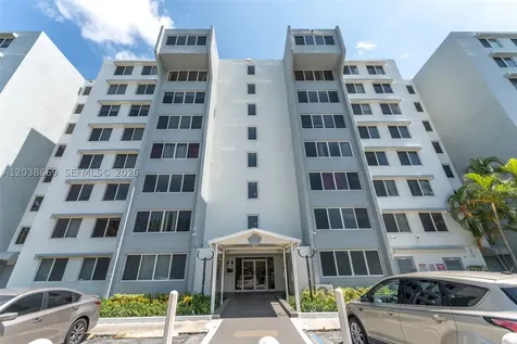 9001 SW 77th Avenue Miami FL 33156
