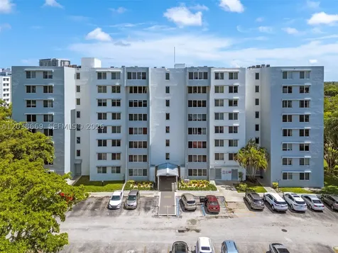 9001 SW 77th Avenue Miami FL 33156