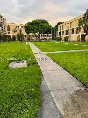 9280 Fontainebleau Boulevard Miami FL 33172