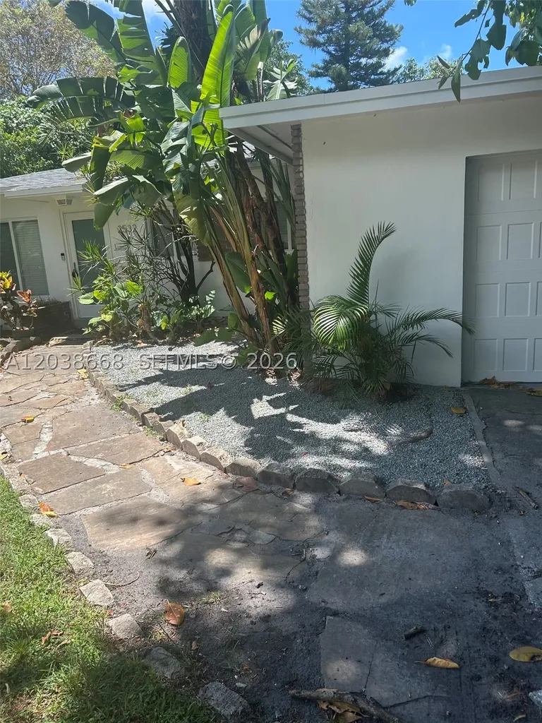 2532 Garfield Street Hollywood FL 33020