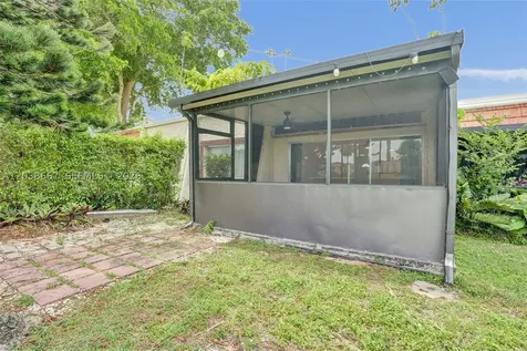 9540 NW 65th Street Tamarac FL 33321