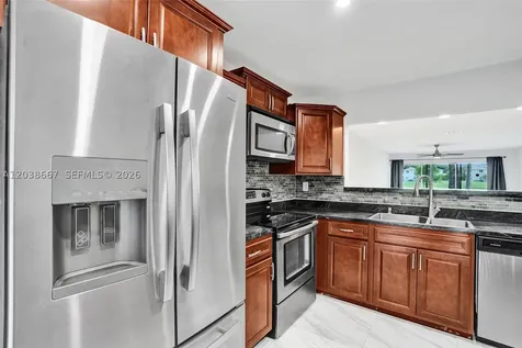 9540 NW 65th Street Tamarac FL 33321