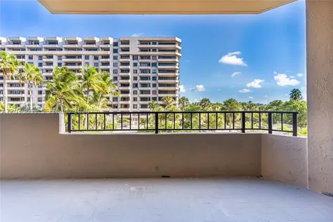 251 Crandon Boulevard Key Biscayne FL 33149