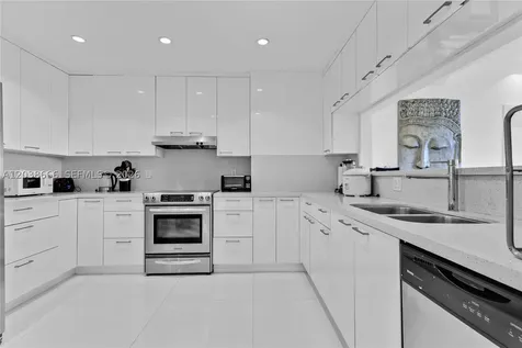 251 Crandon Boulevard Key Biscayne FL 33149