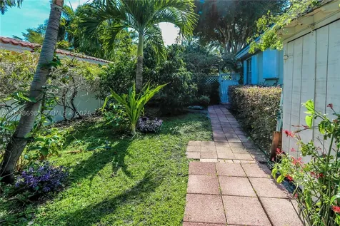 1251 Buchanan Street Hollywood FL 33019