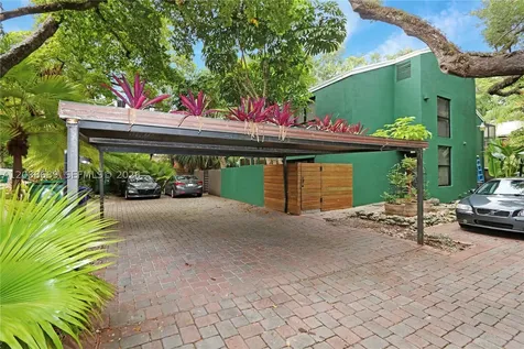 3138 Mary Street Miami FL 33133